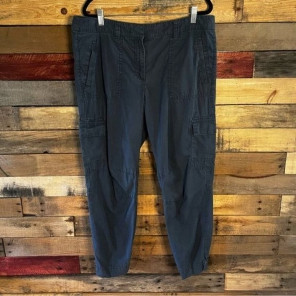Loft Outlet‎ Gray Cargo Jogger Size 12 - Picture 1 of 14